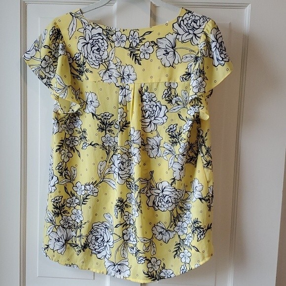 ELLE FLORAL BLOUSE SHORT SLEEVE SPLIT NECK FLOWY BUTTER YELLOW NAVY BLUE SIZE XS - Picture 3 of 8